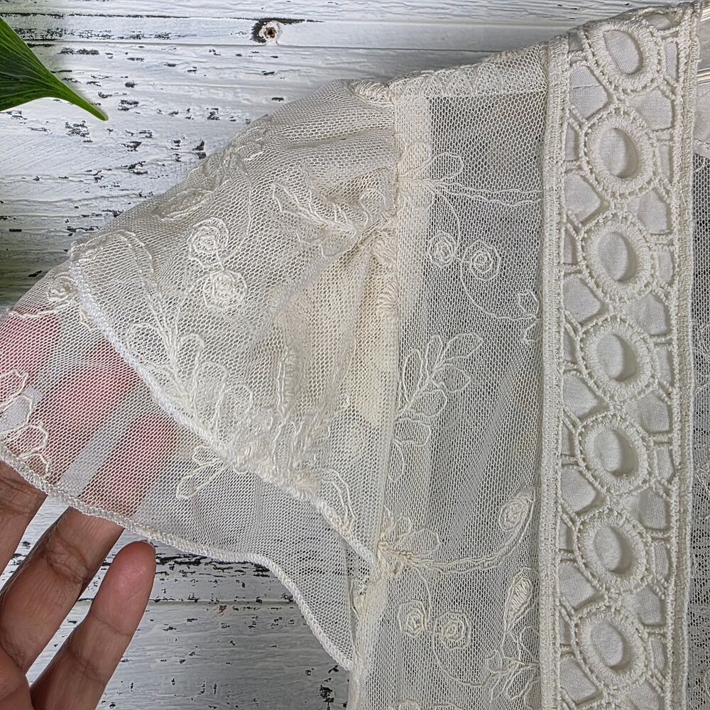 LulaVida Collective Ivory Floral Sheer Lace Kimono Duster Sz S Romantic Bohemian - Picture 3 of 7